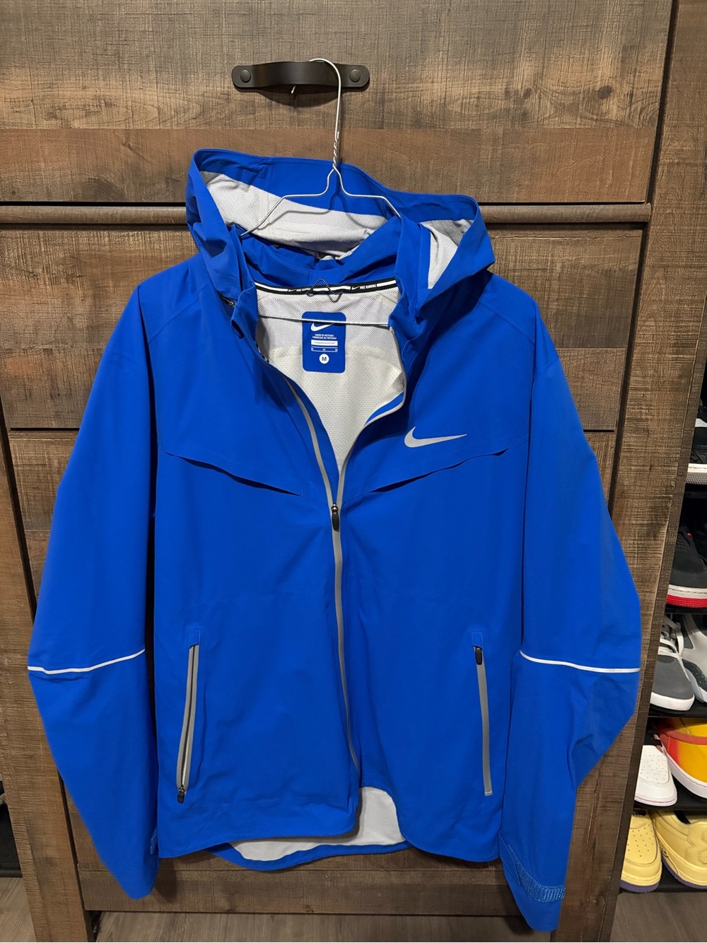 Nike Men's Blue Waterproof Hooded Jacket